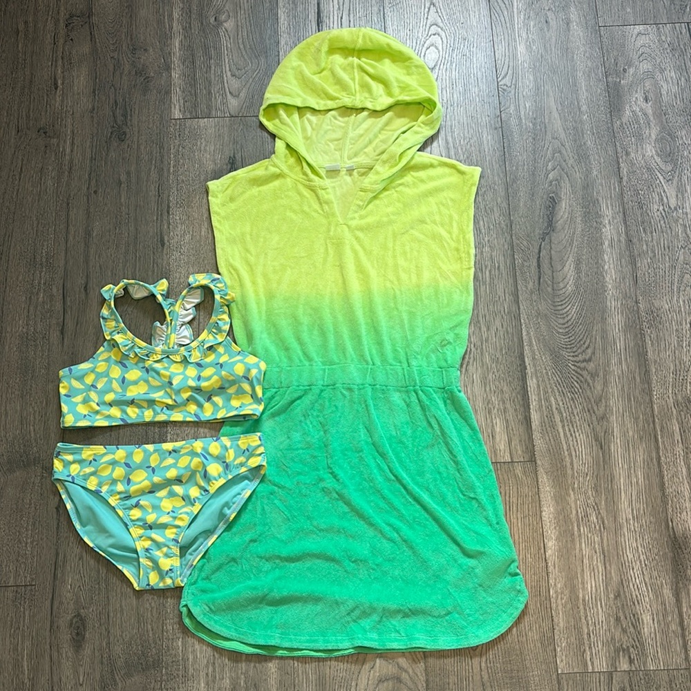 GAP Kids two piece bathing suit and matching coverup